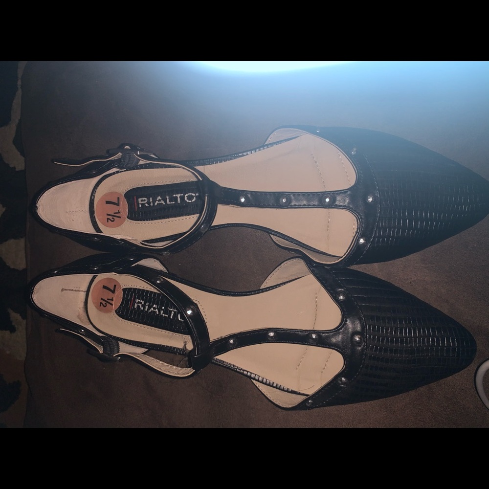 Black Flats